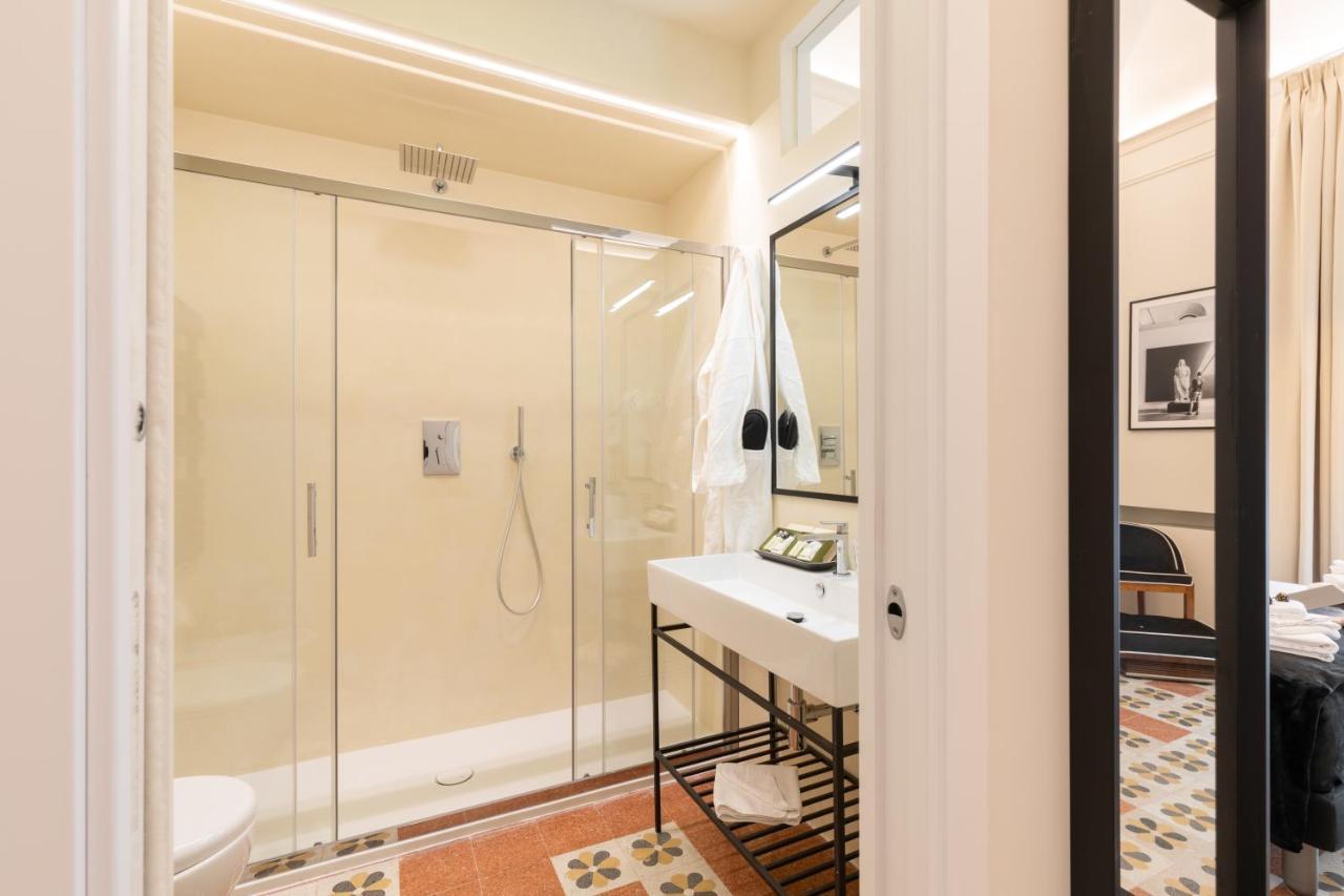 Foresteria Di Piazza Cavour - Luxury Suites & Guest House Рим Экстерьер фото
