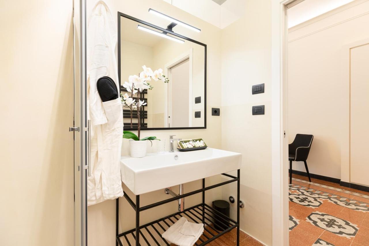Foresteria Di Piazza Cavour - Luxury Suites & Guest House Рим Экстерьер фото