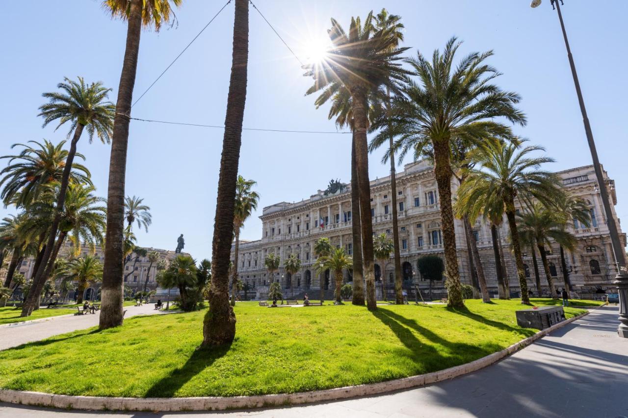 Foresteria Di Piazza Cavour - Luxury Suites & Guest House Рим Экстерьер фото