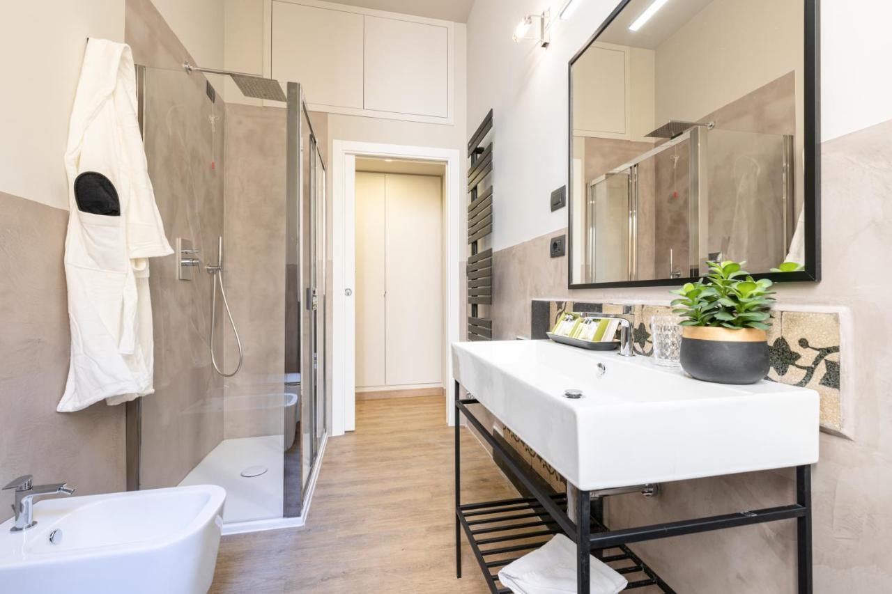 Foresteria Di Piazza Cavour - Luxury Suites & Guest House Рим Экстерьер фото